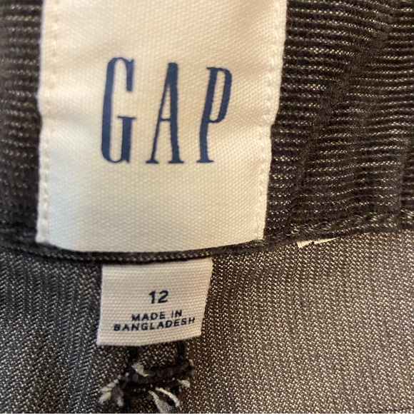 Gap NWT  Woman's  Corduroy Gray Shorts size 12 - Picture 5 of 8